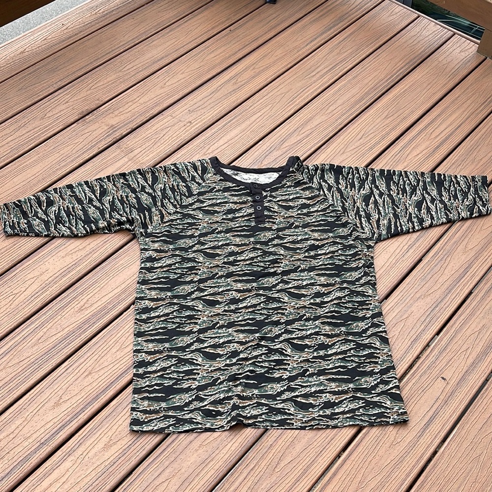 💥3/15$ or 5/20$💥 Imperious camo shirt